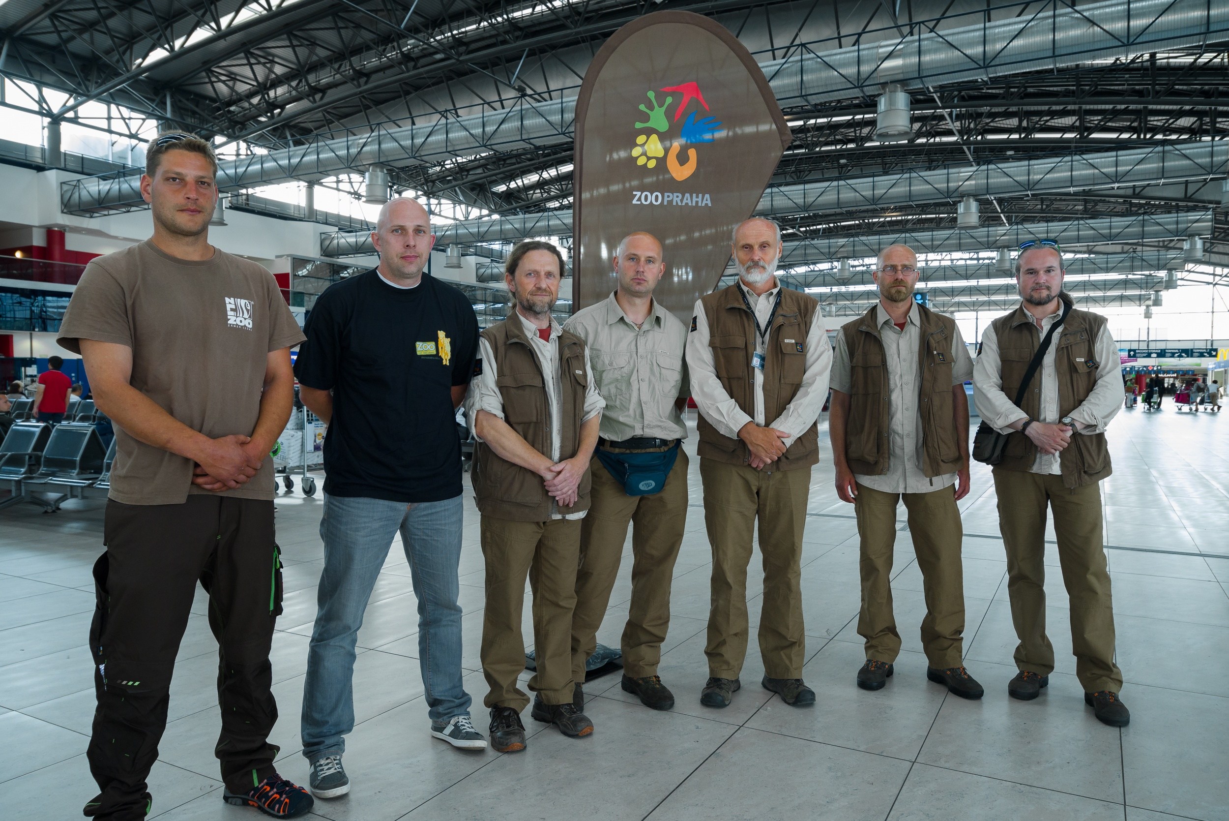 Photo before the departure. The team consist of skilled keepers, where many of them have experienced the floods in Prague Zoo. Photo: Petr Hamerník, Prague Zoo